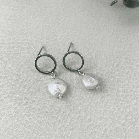 Coin Pearl Post Bridal Earrings - Style Avenue Studios